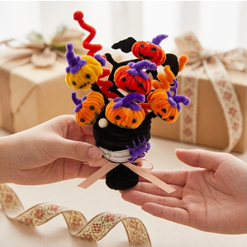 🎃 DIY Pipe Cleaner Halloween Pumpkin Kit