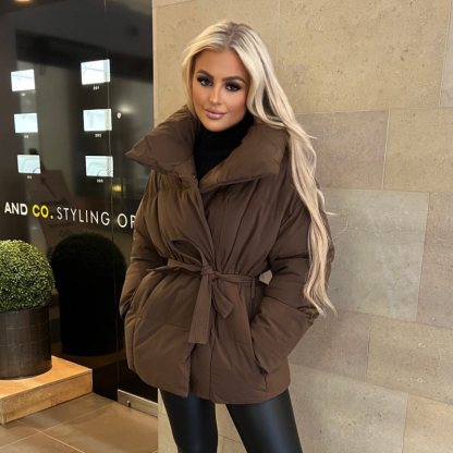 Nou pentru iarna 2025 - jachetă elegantă căptușită cu guler ridicat