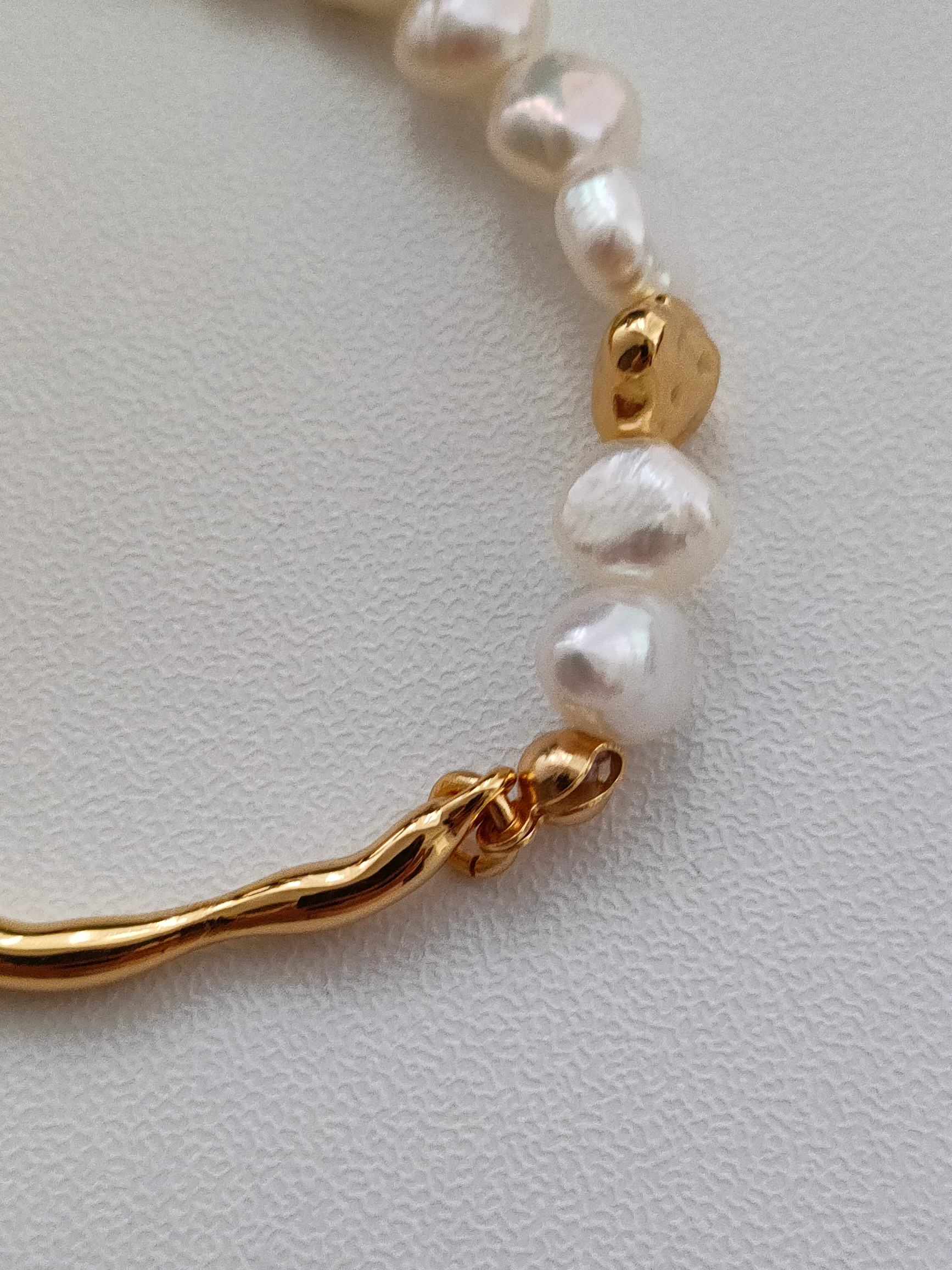 Natural freshwater pearl bracelet