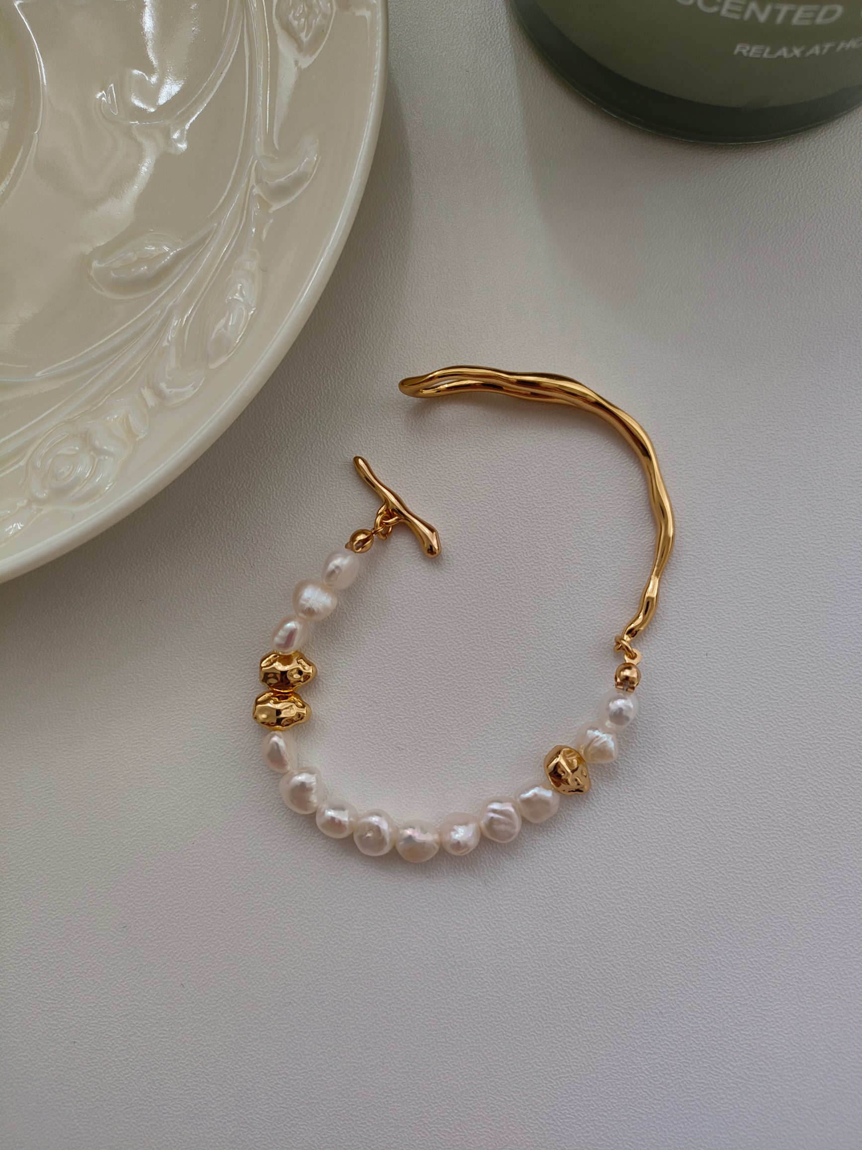 Natural freshwater pearl bracelet