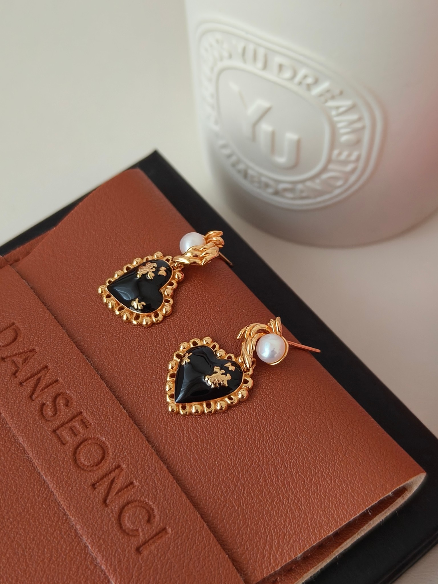 Vintage Black Agate Natural Pearl Earrings