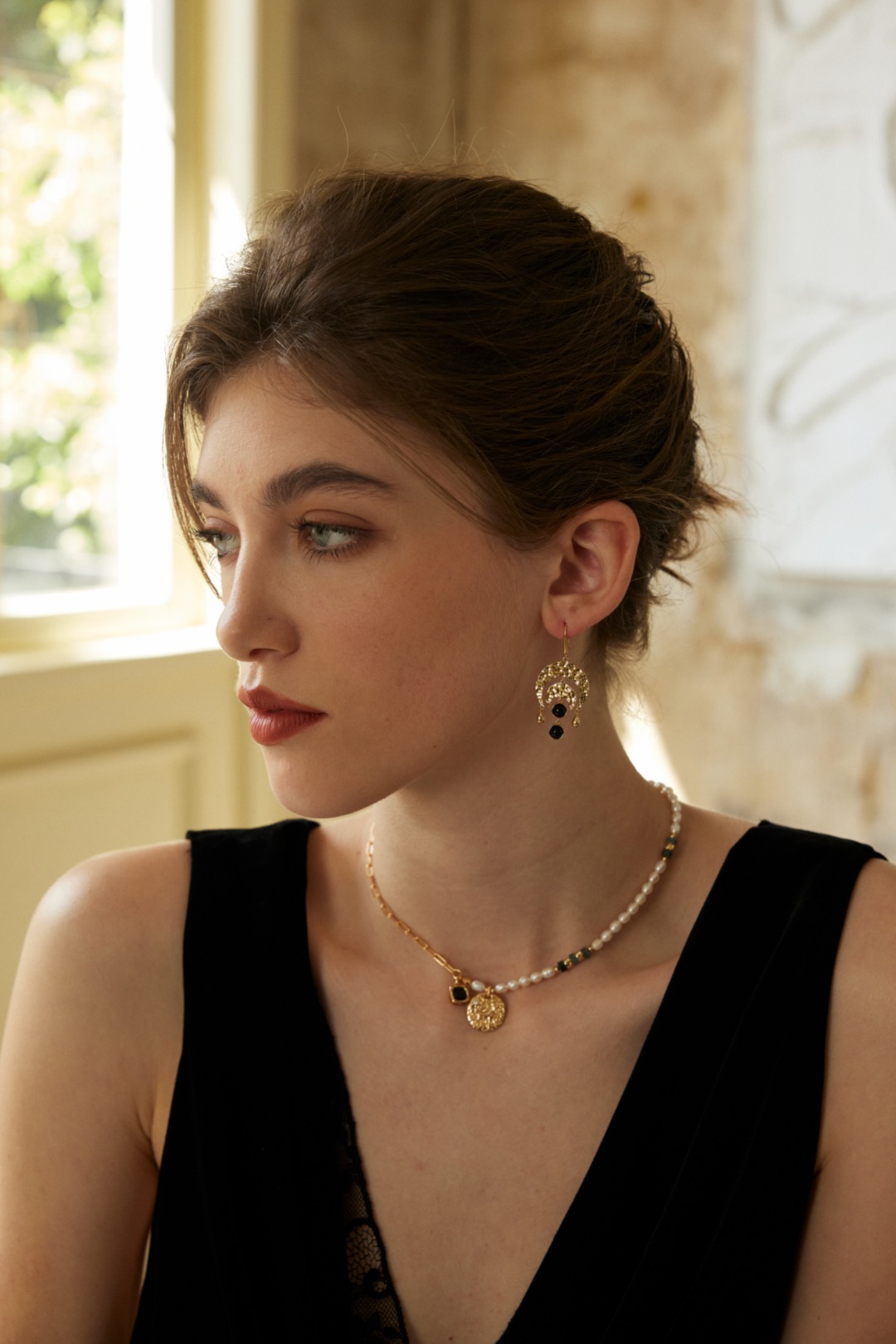 Pearl zircon necklace