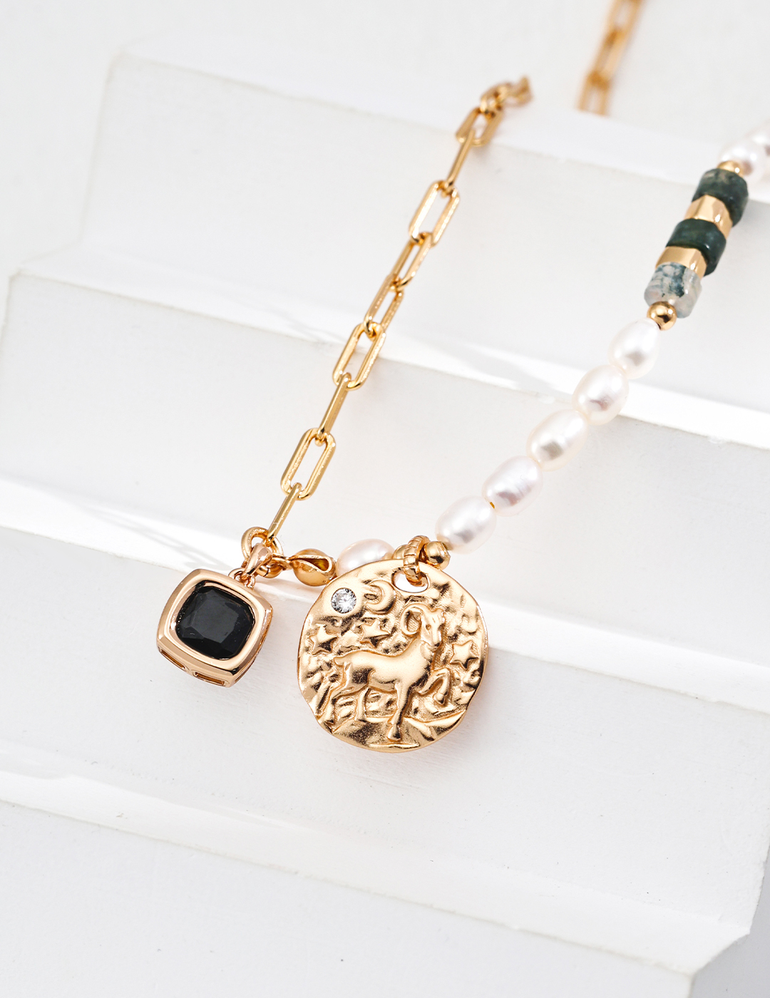 Pearl zircon necklace