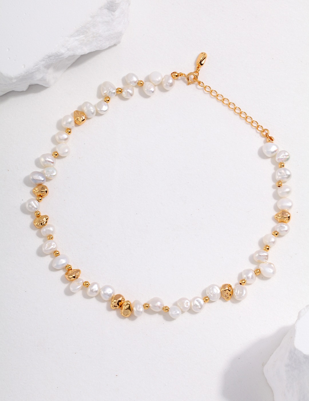 Natural stone shaped pearl necklace