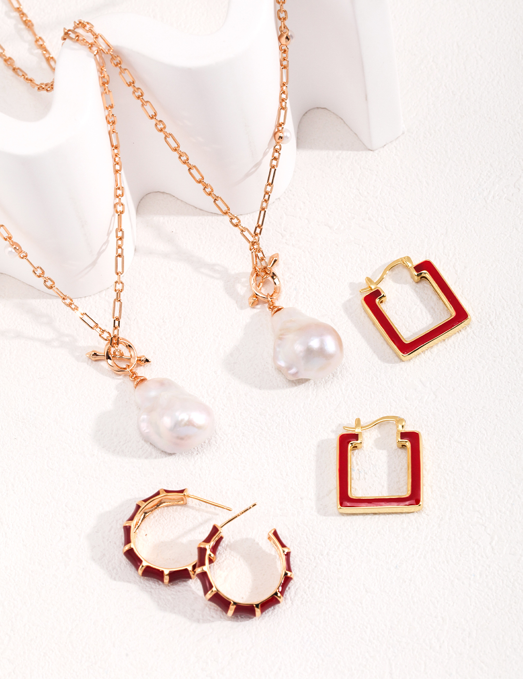 Autumn and Winter Baroque Pearl Long Necklace