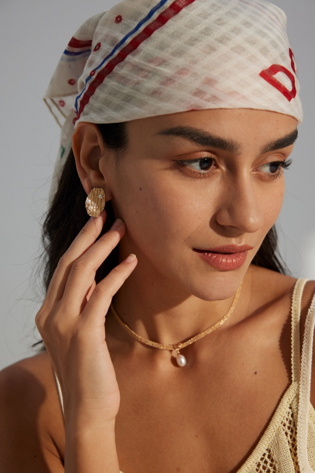 Vintage pearl earrings with a sense of design