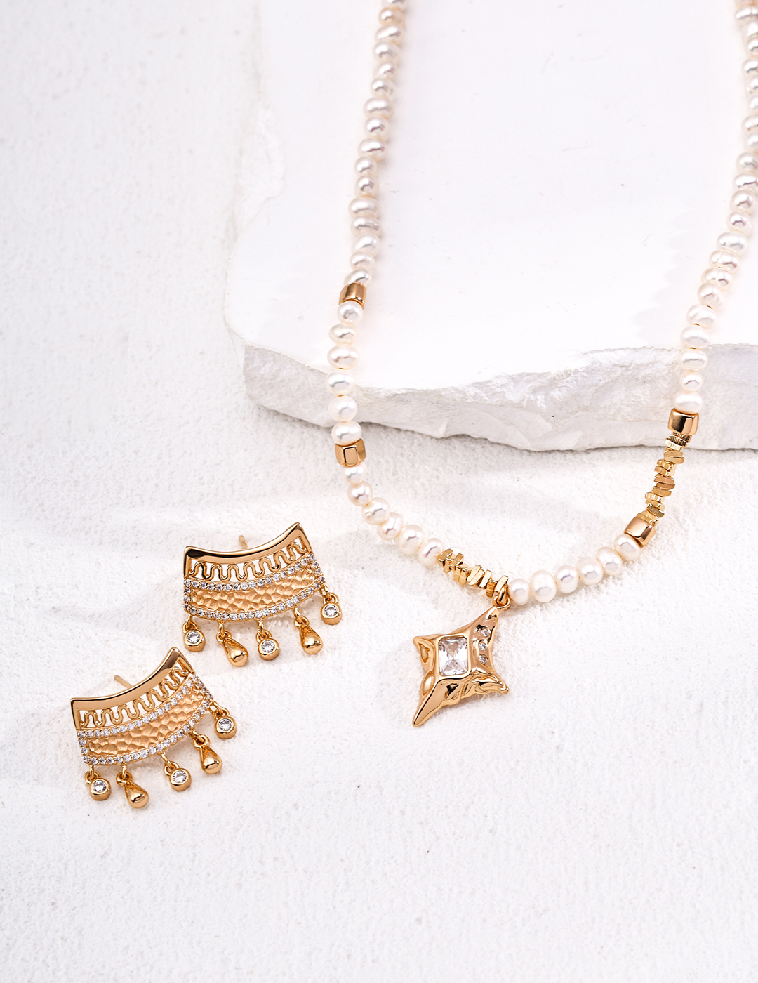 Vintage Zircon Earrings