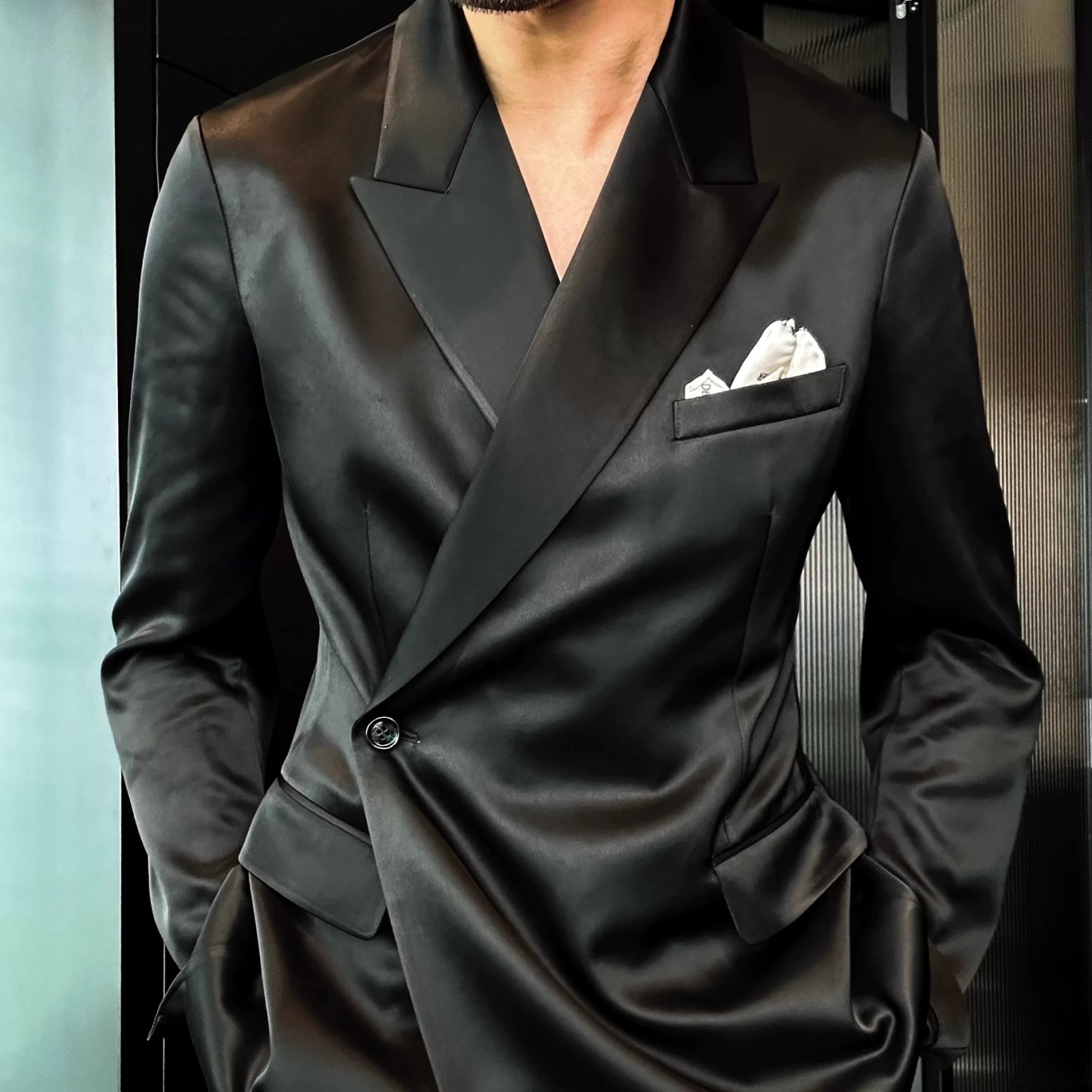 🔥50% off-Double-breasted single-button lapel fashion suit (top + pants)