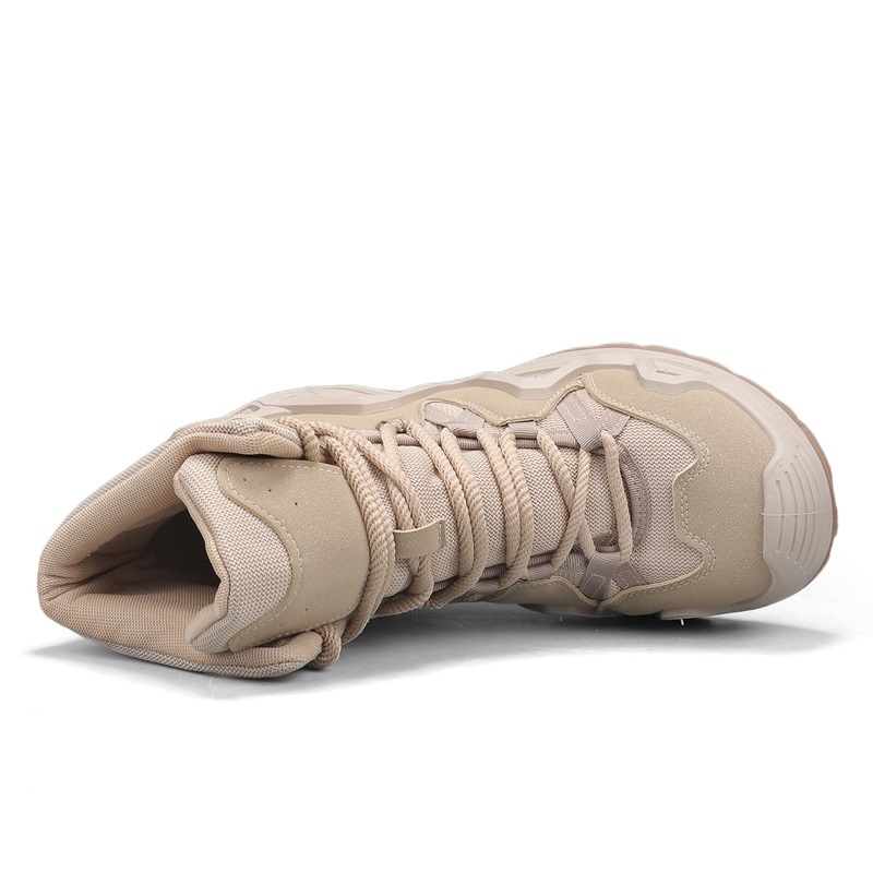 Waterproof, puncture-proof and smash-proof hiking boots