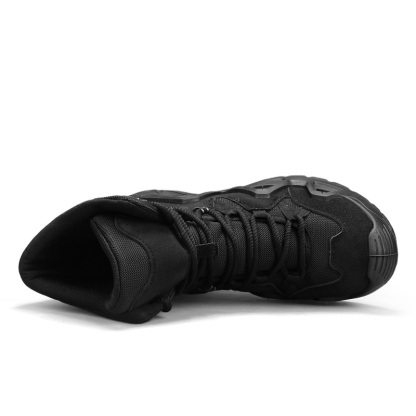 Waterproof, puncture-proof and smash-proof hiking boots