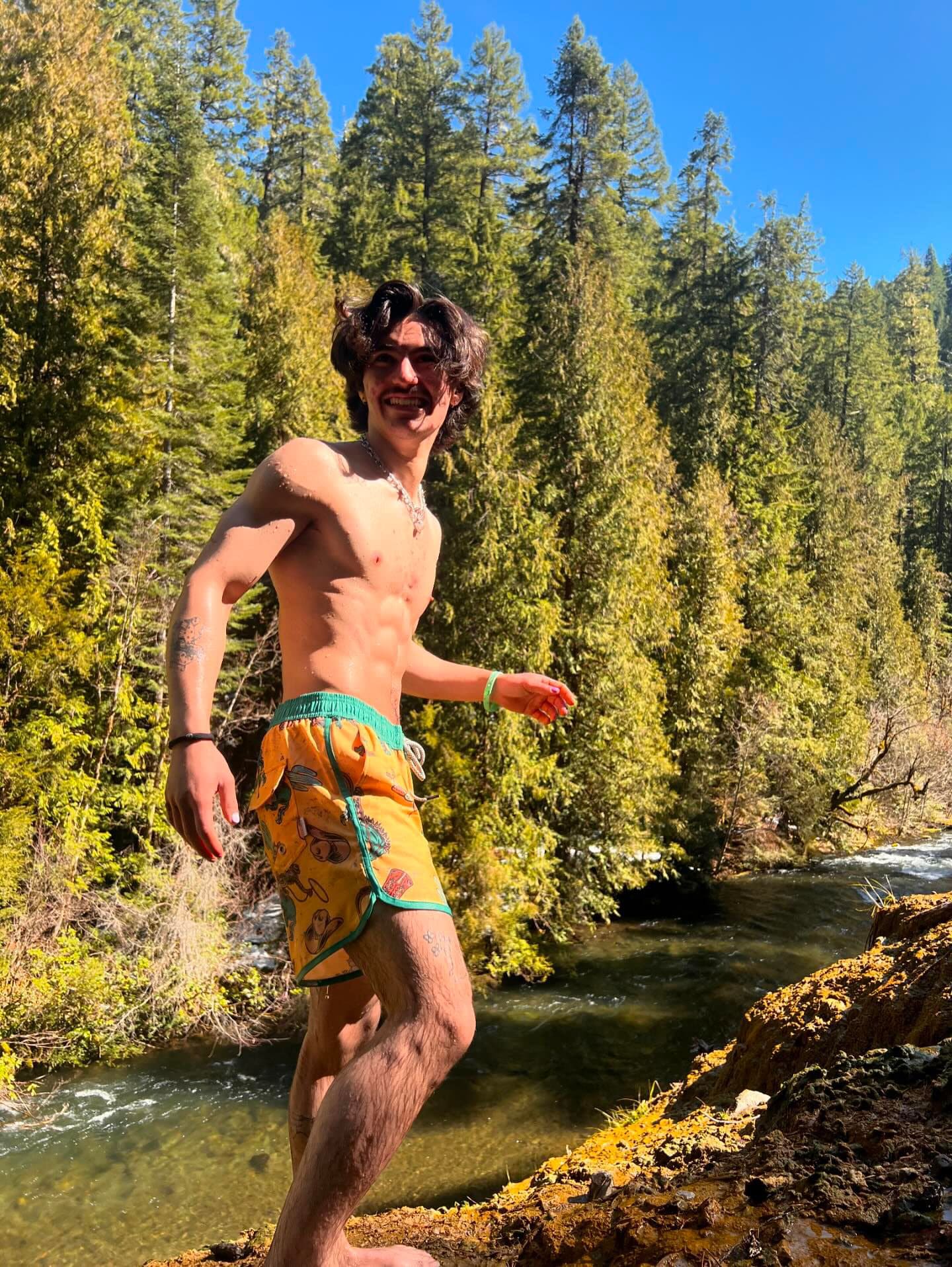 4.5 Inch Inseam Vintage Stretch Desert Cowboy Swim Trunks-unboundedy