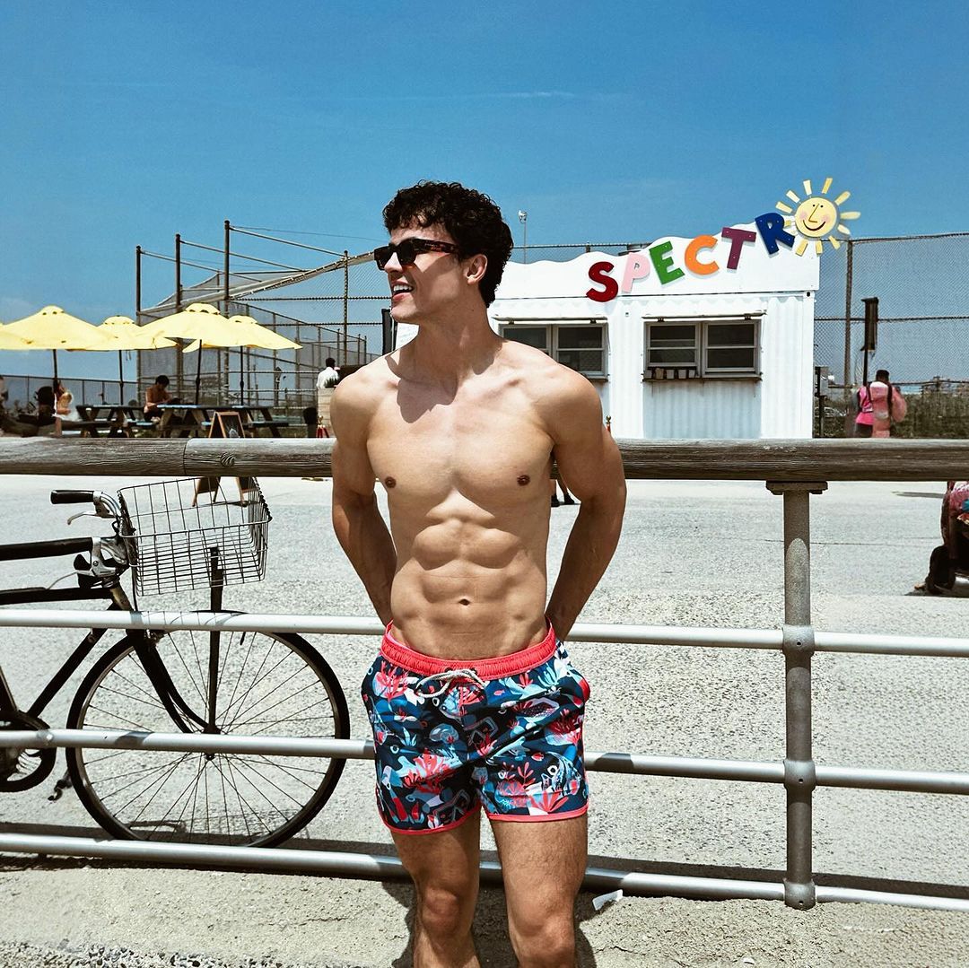 4.5 Inch Inseam Vintage Stretch Great Barrier Swim Trunks-VibeCloset