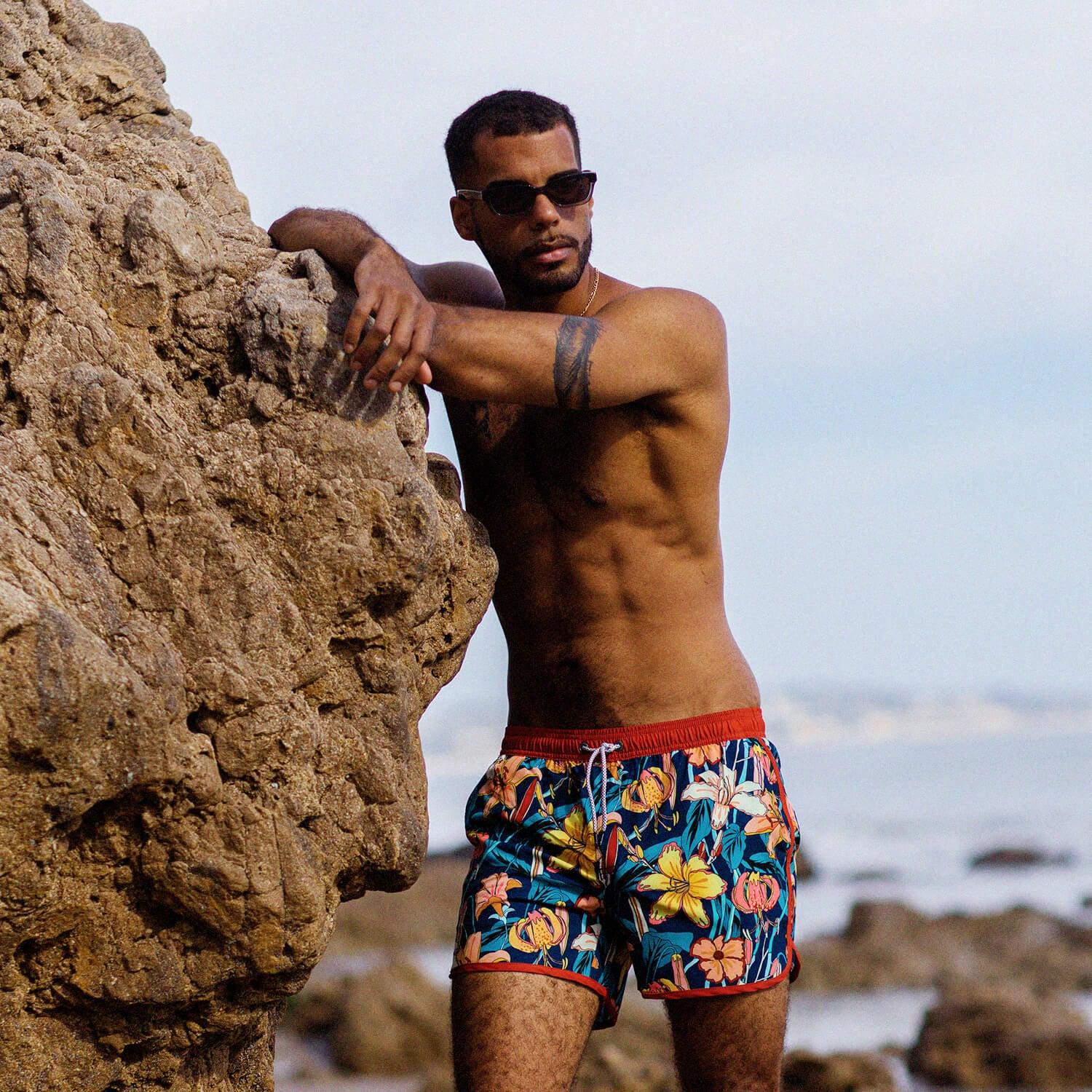 4.5 Inch Inseam Vintage Stretch Lily Bouquet Swim Trunks-VibeCloset