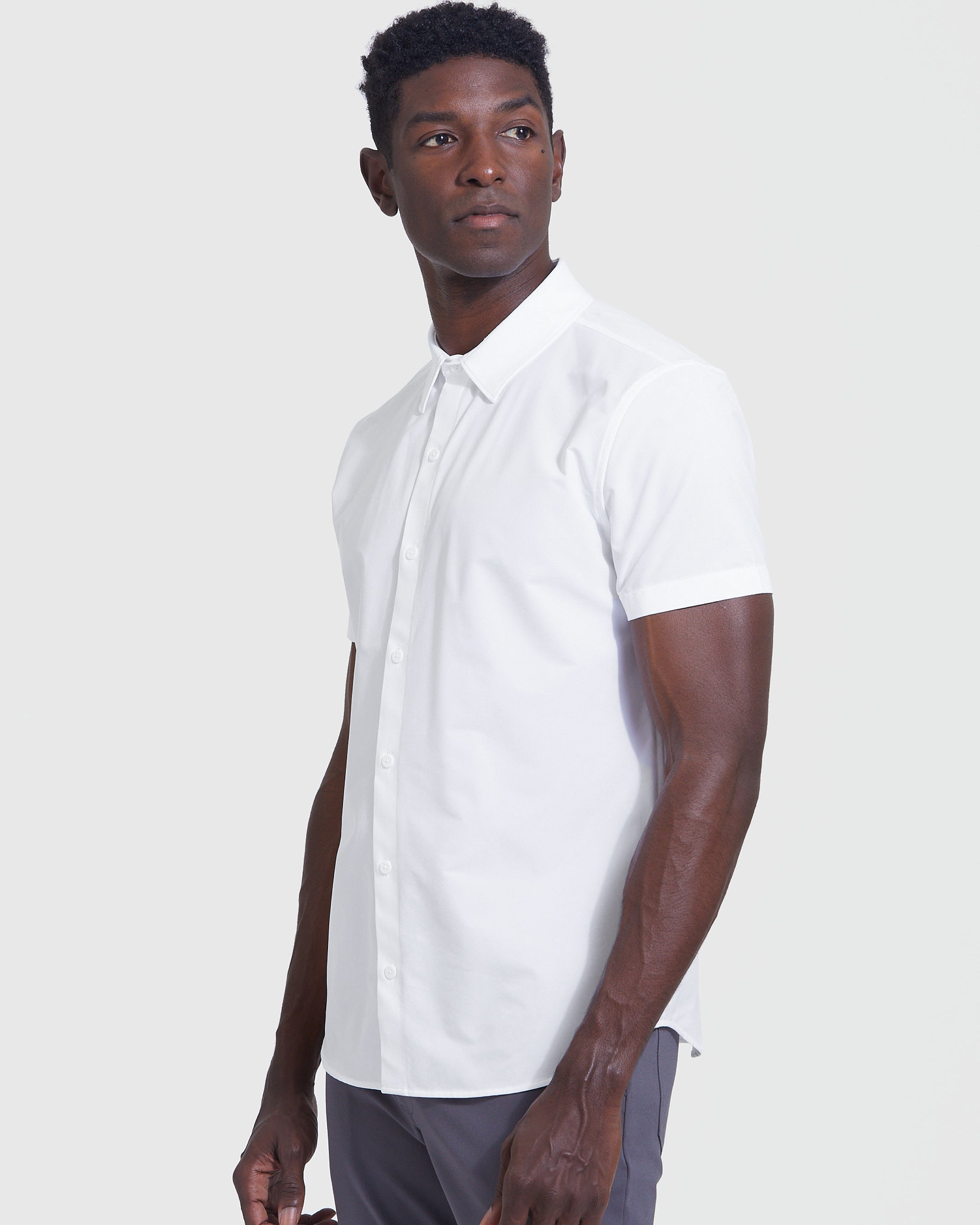 White Commuter Short Sleeve Shirt-VibeCloset