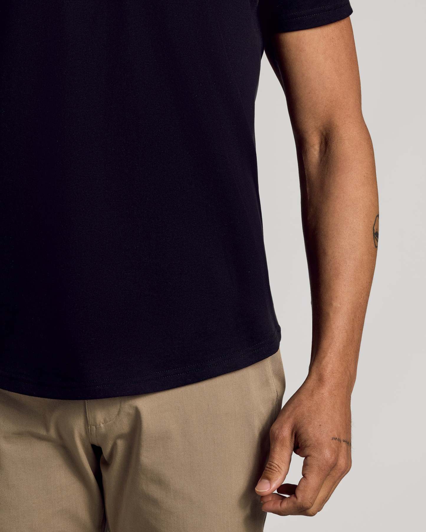 All Black Short Sleeve Curved Hem Crew 6-Pack-VibeCloset