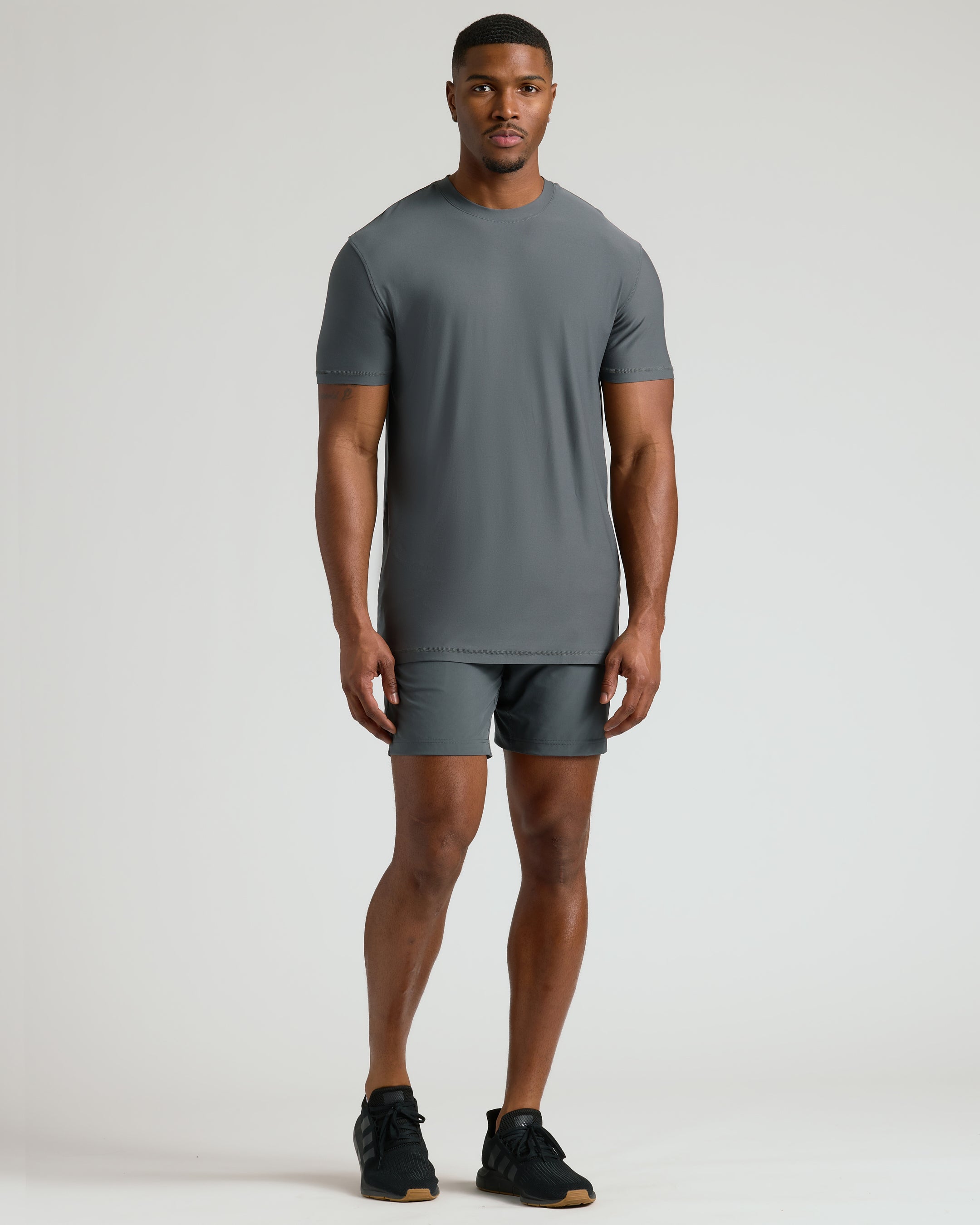 Carbon Tall Active Crew Neck 2.0-VibeCloset