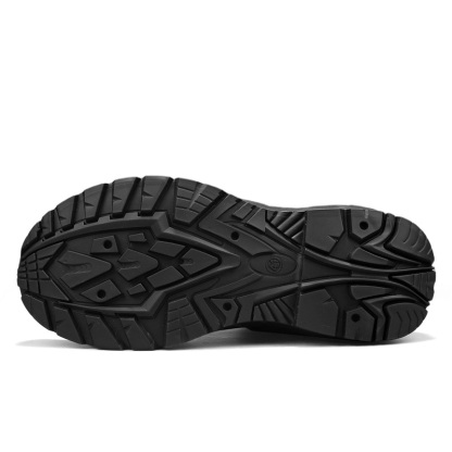 Waterproof, puncture-proof and smash-proof hiking boots