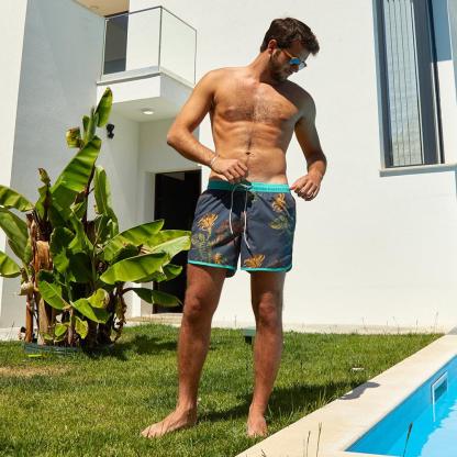 4.5 Inch Inseam Vintage Leaf Swim Trunks-VibeCloset