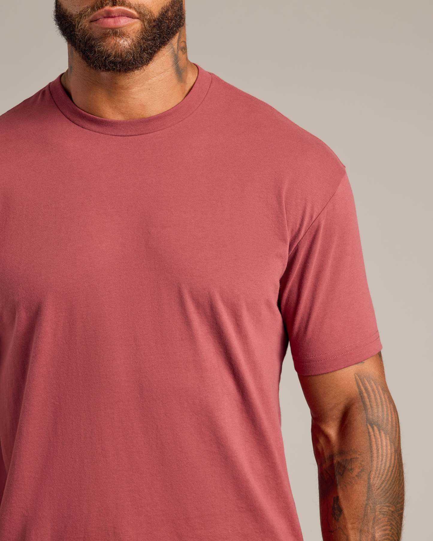 Rustic Apple Short Sleeve Crew Neck Tee-VibeCloset