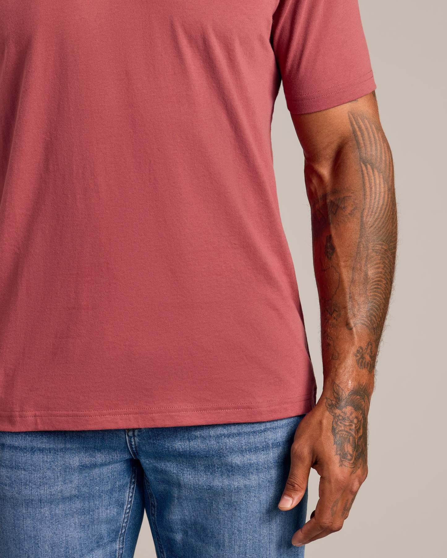Rustic Apple Short Sleeve Crew Neck Tee-VibeCloset