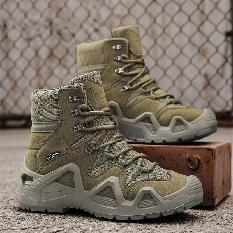 Waterproof, puncture-proof and smash-proof hiking boots