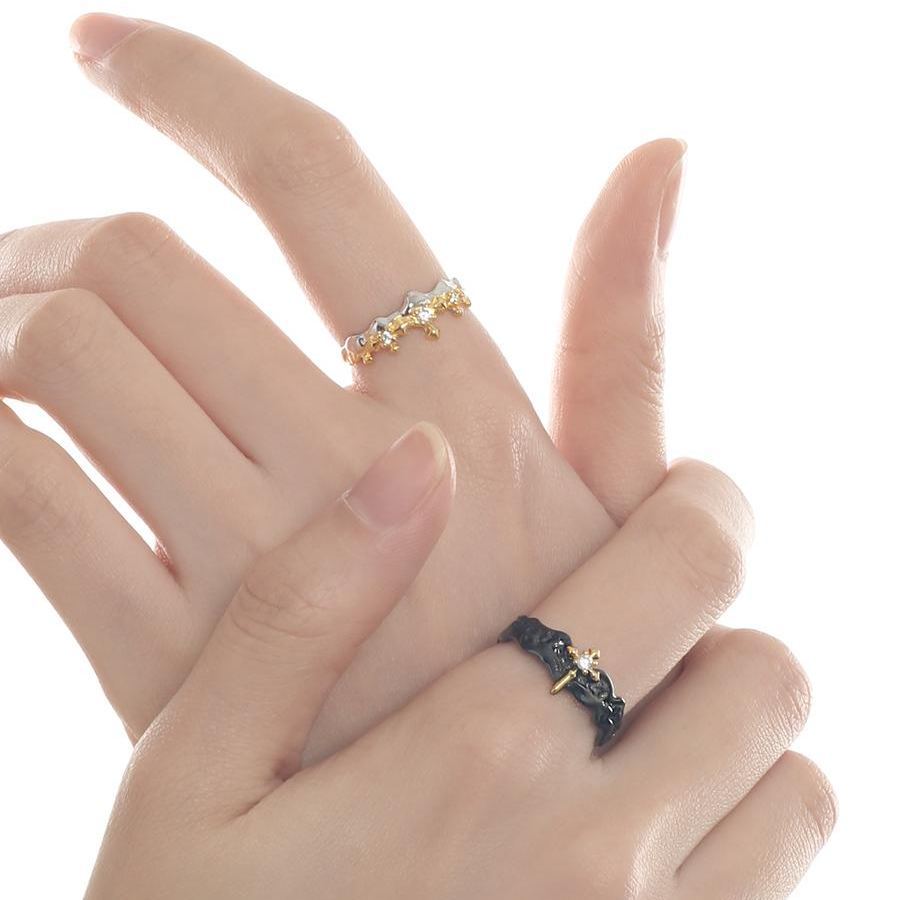 Princess Knight Couple Rings Black and White Couple Rings - Adjustable rings with openings