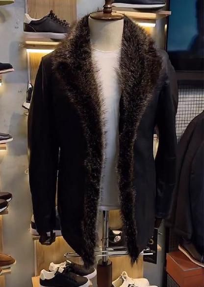 Fashion Faux Fur Collar Thick Warm Men's Coat-VibeCloset