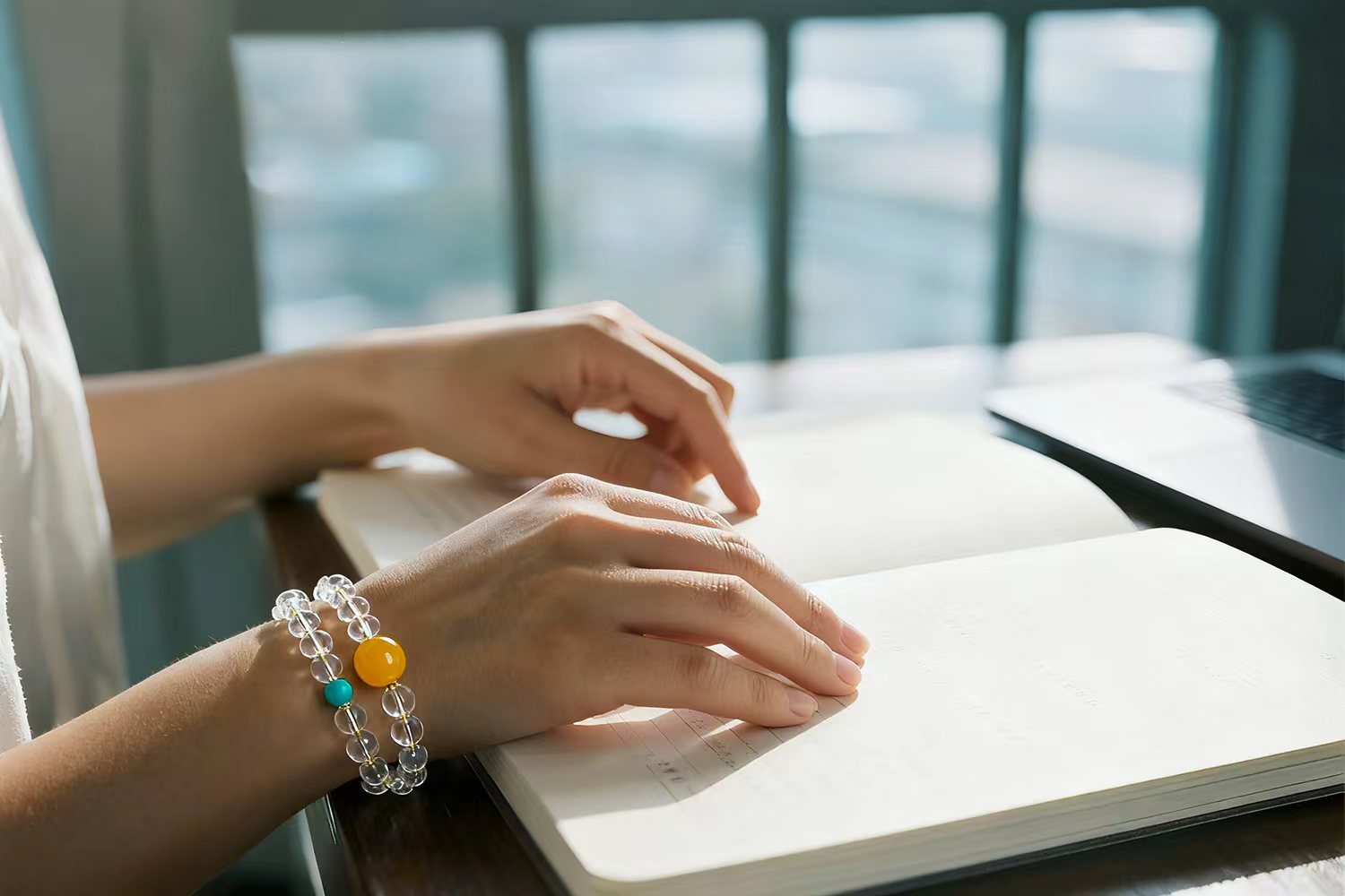 Star Balance AI Companion Bracelet