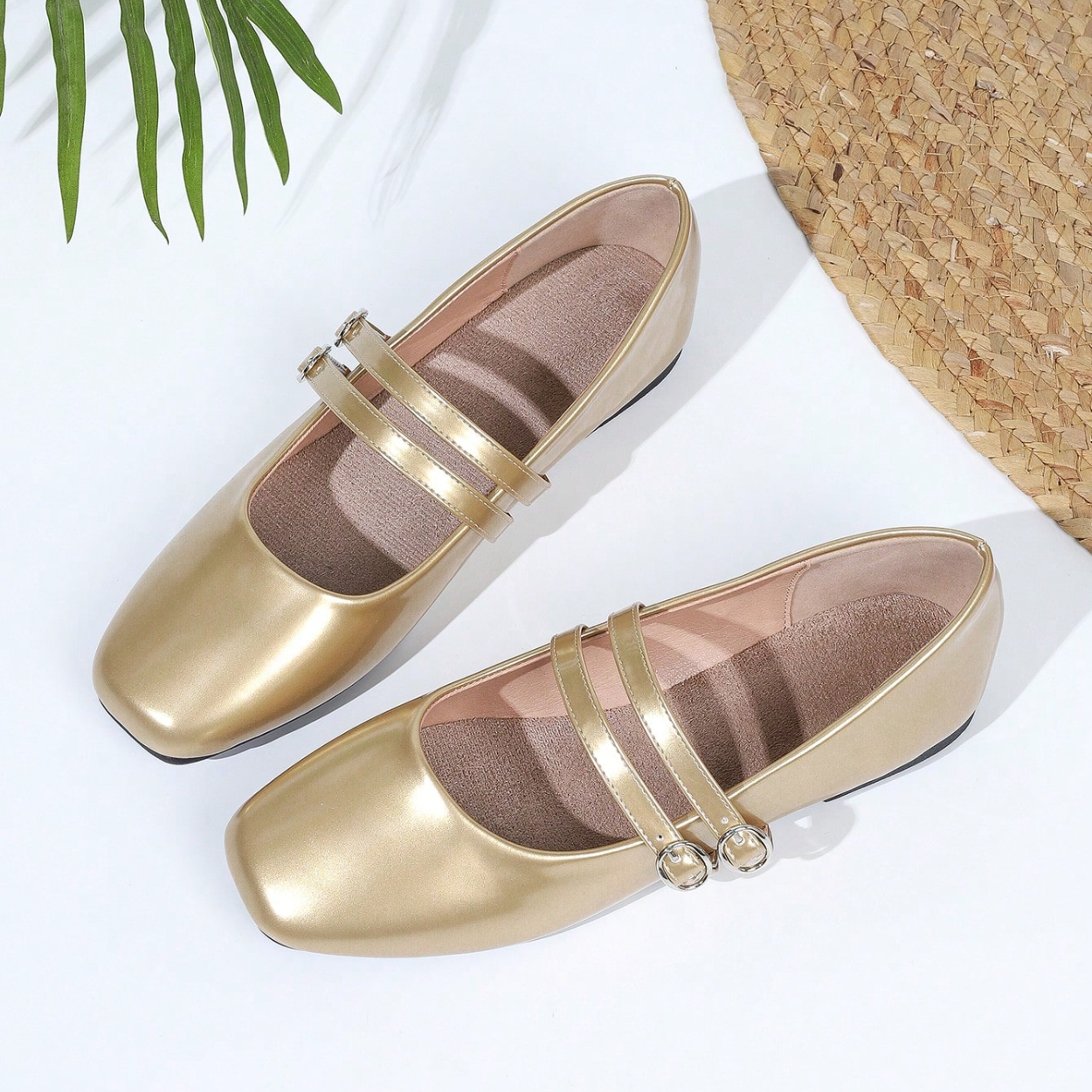 Vintage Mary Jane Inspired Flats With Double Strap For Women in Black - Heel Detail