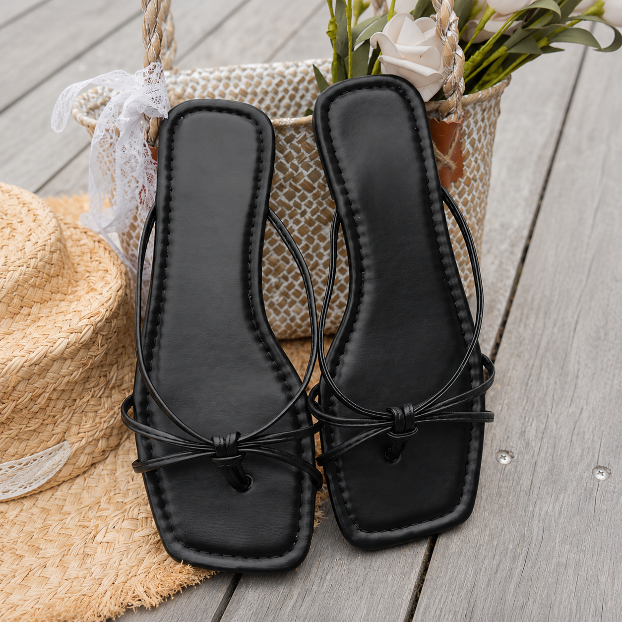 Minimalist Criss Cross Thong Flat Sandals For Women