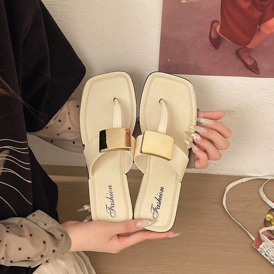 Casual Flat Metal Square Buckle Flip Flops For Women