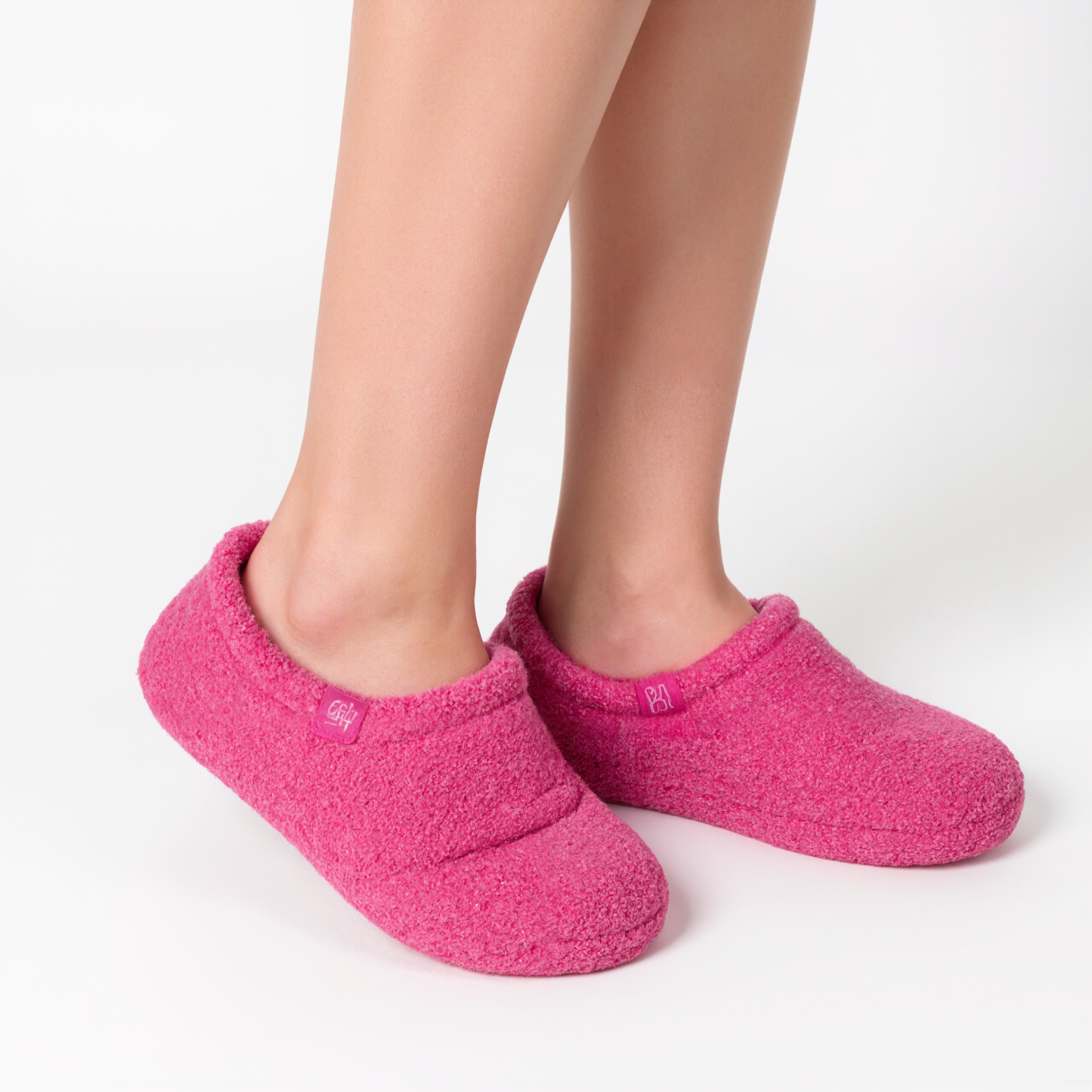 Soft Cushioned Indoor Slippers for Cold Weather Comfort