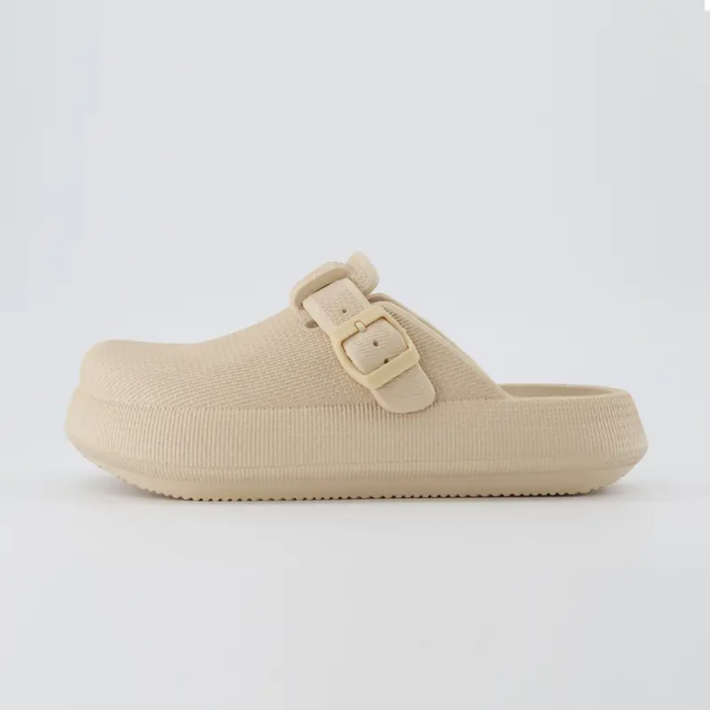 Women's Waterproof Cushioned Clogs - product image 5 of 10