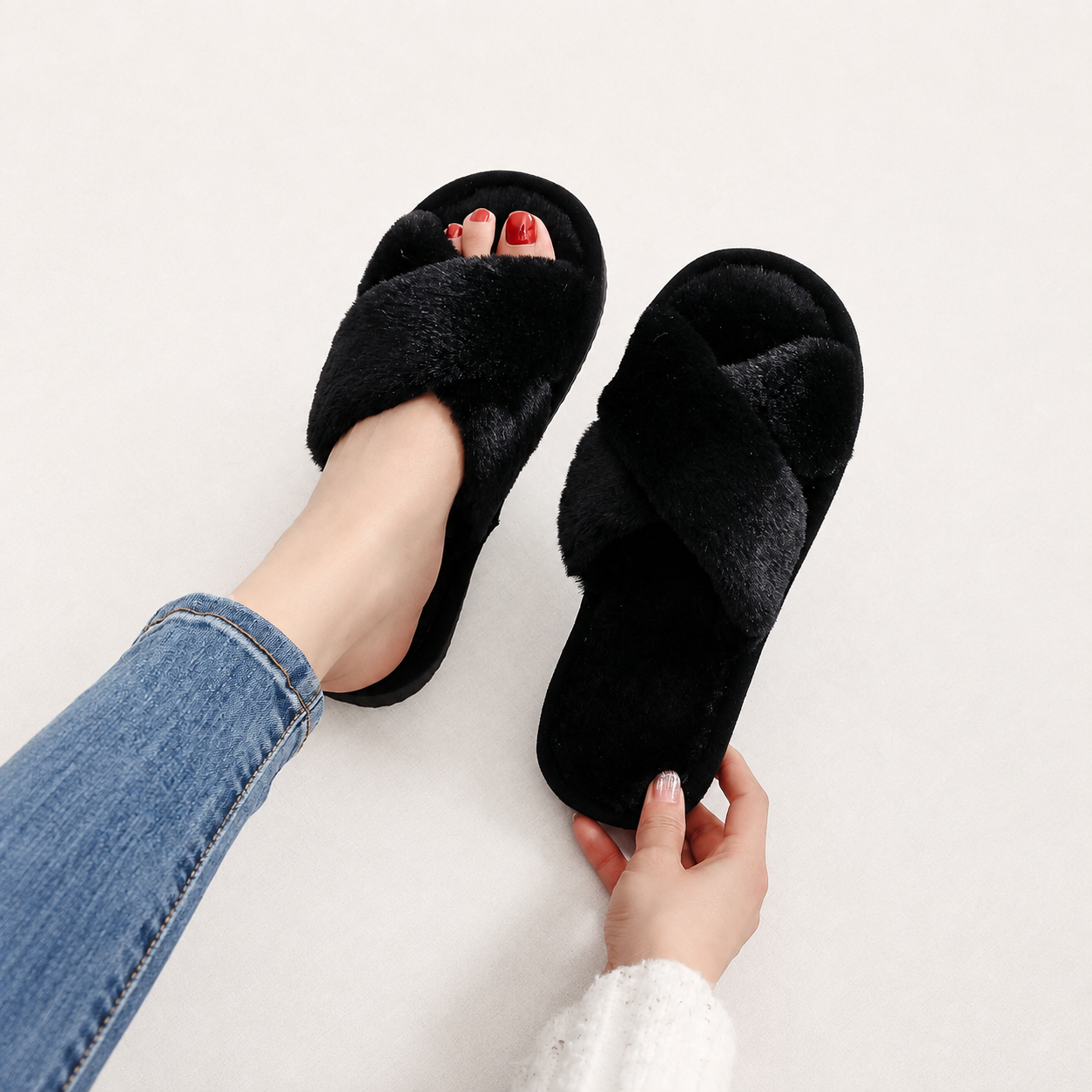 Criss Cross With Fluffy Indoor Comfy Slippers
