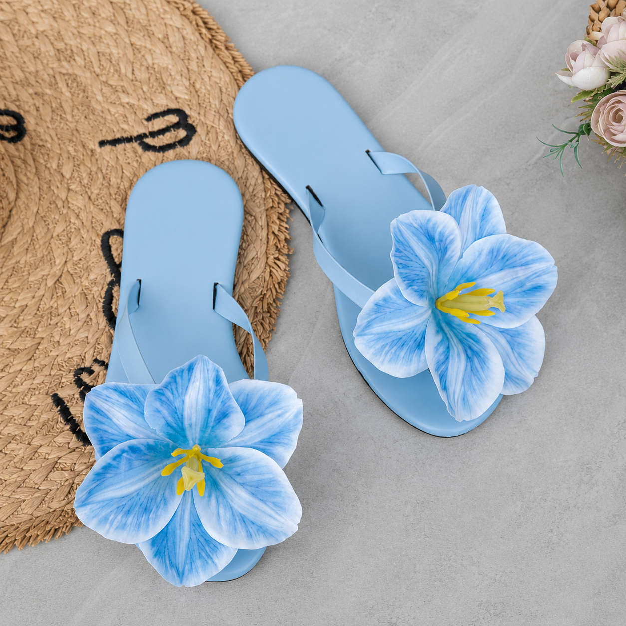 Floral Print Flat Slide Sandals with Lightweight Slip On Design for Women