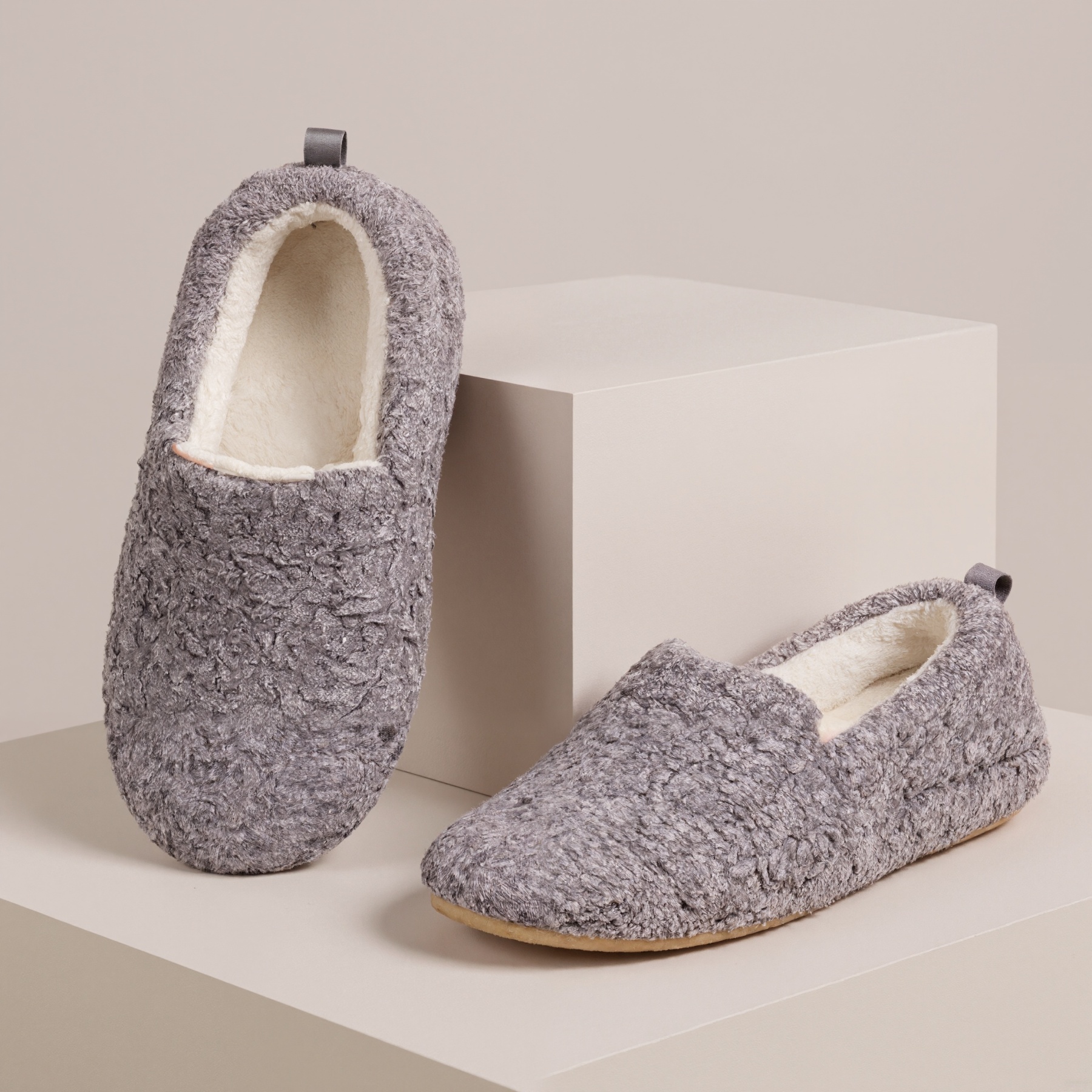 Lightweight Indoor Outdoor Home Slippers