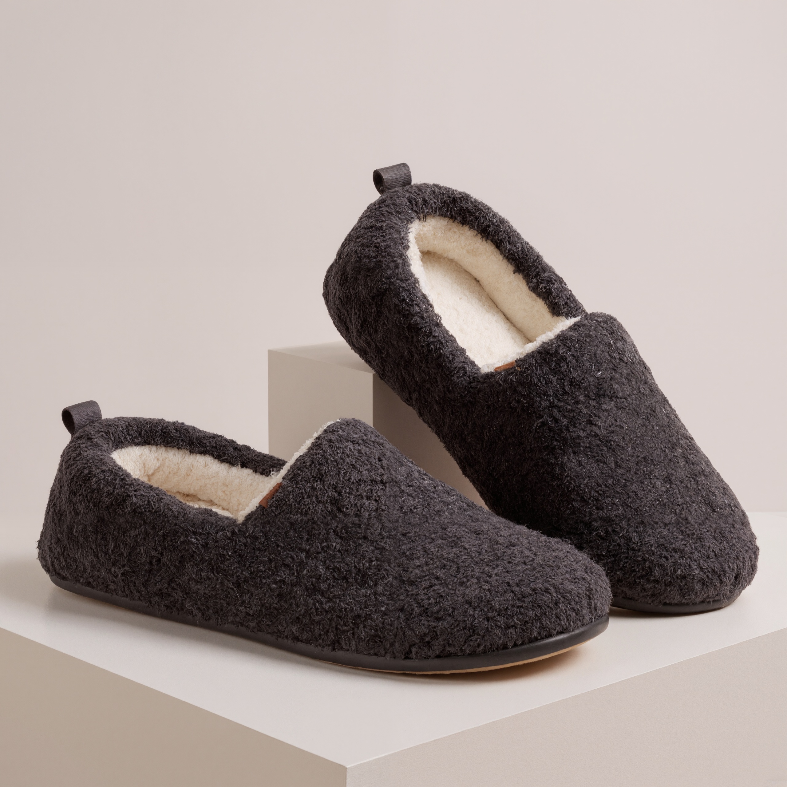 Lightweight Indoor Outdoor Home Slippers