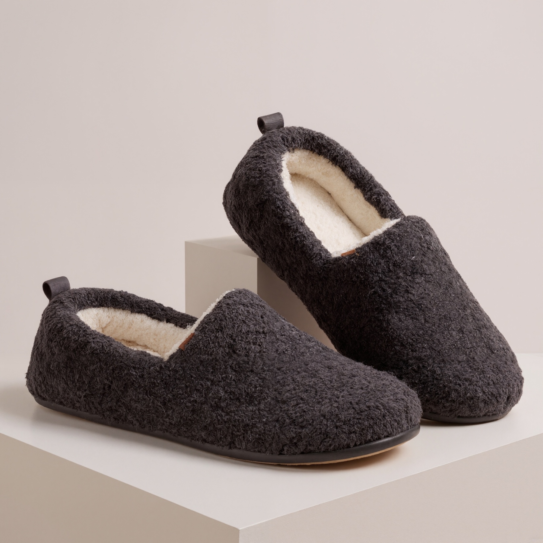 Lightweight Indoor Outdoor Home Slippers