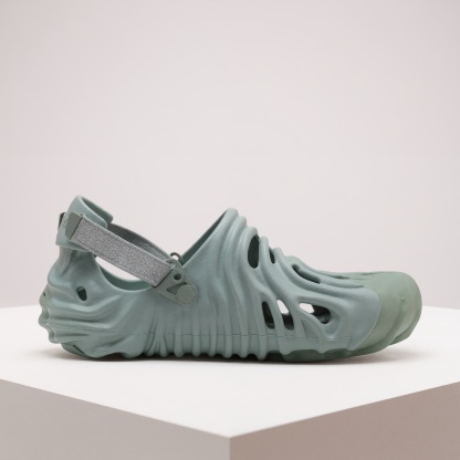 Lightweight Slip On Textured Clogs