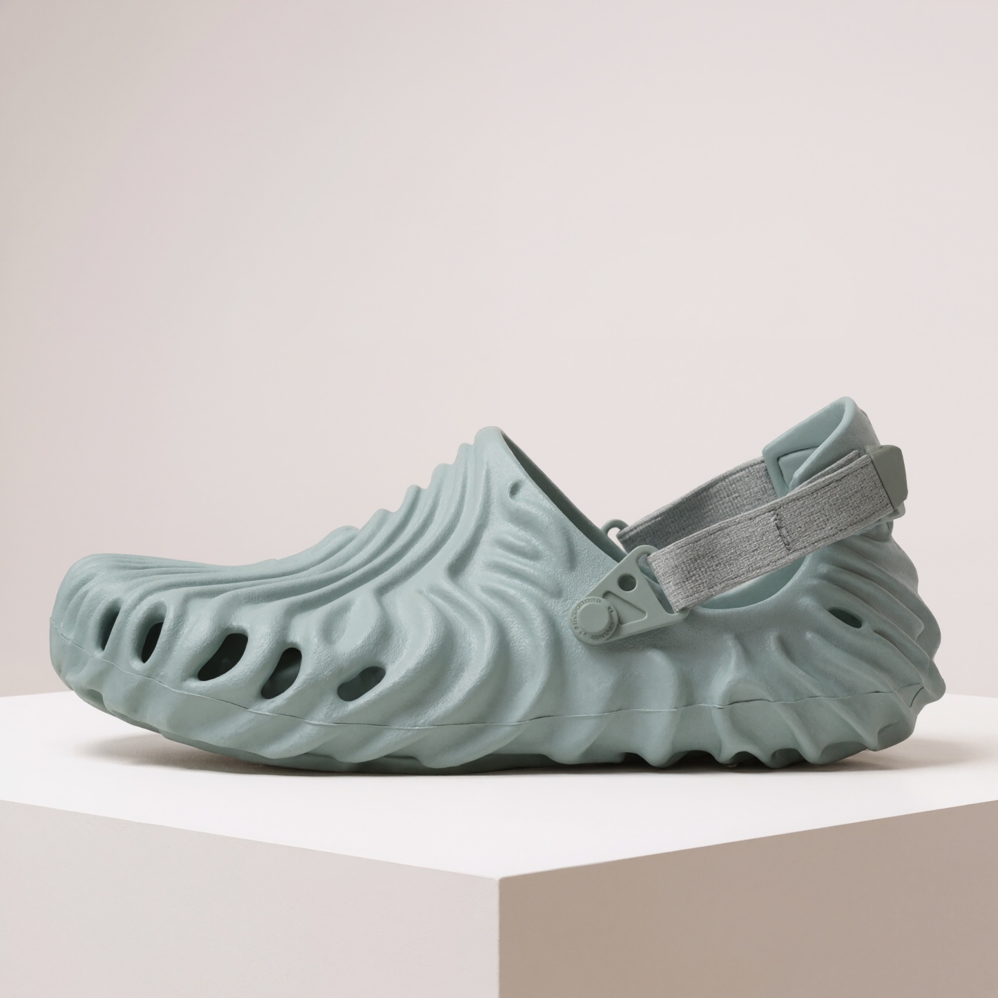 Lightweight Slip On Textured Clogs