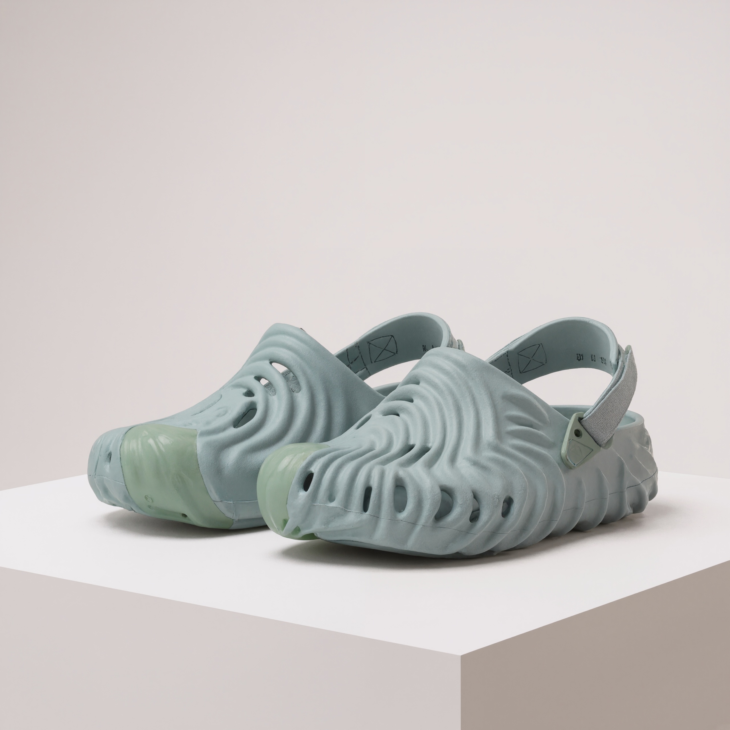 Lightweight Slip On Textured Clogs