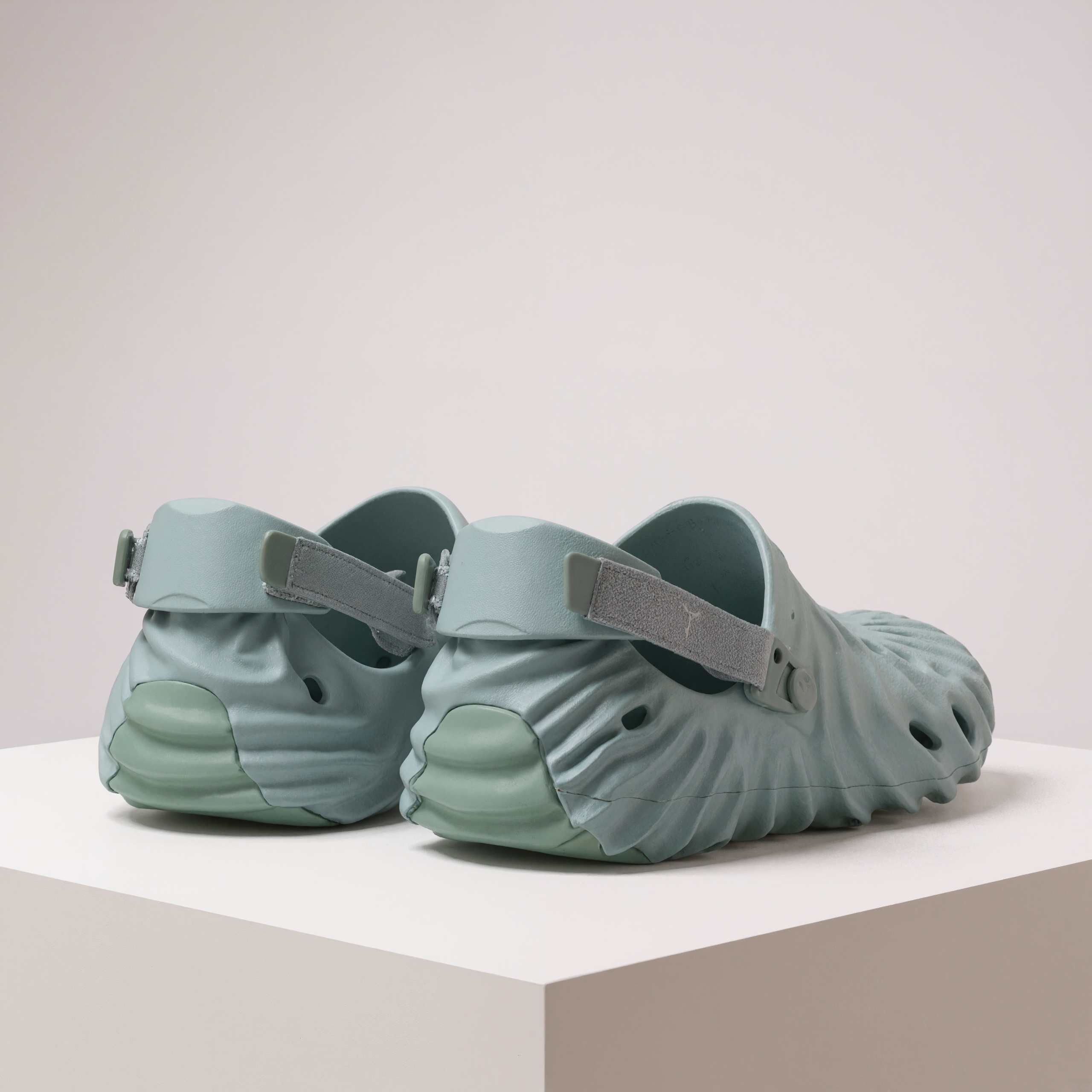 Lightweight Slip On Textured Clogs