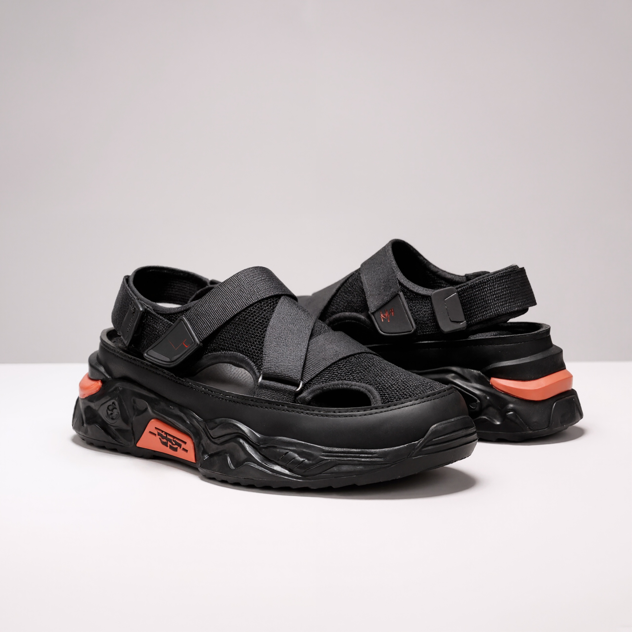 Lightweight Summer Mesh Footwear