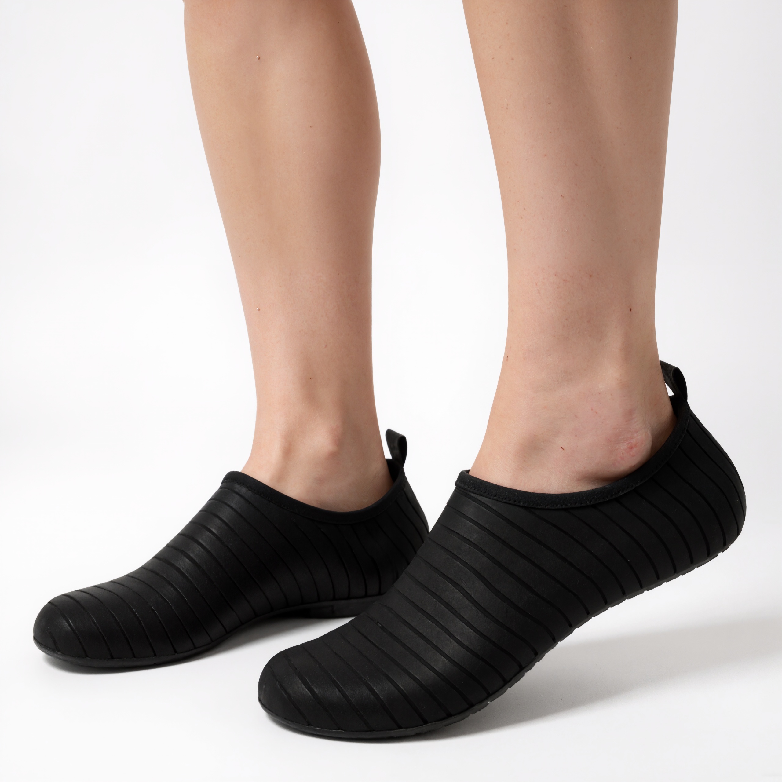 Quick Dry Aqua Shoes For Sports And Outdoor Wear