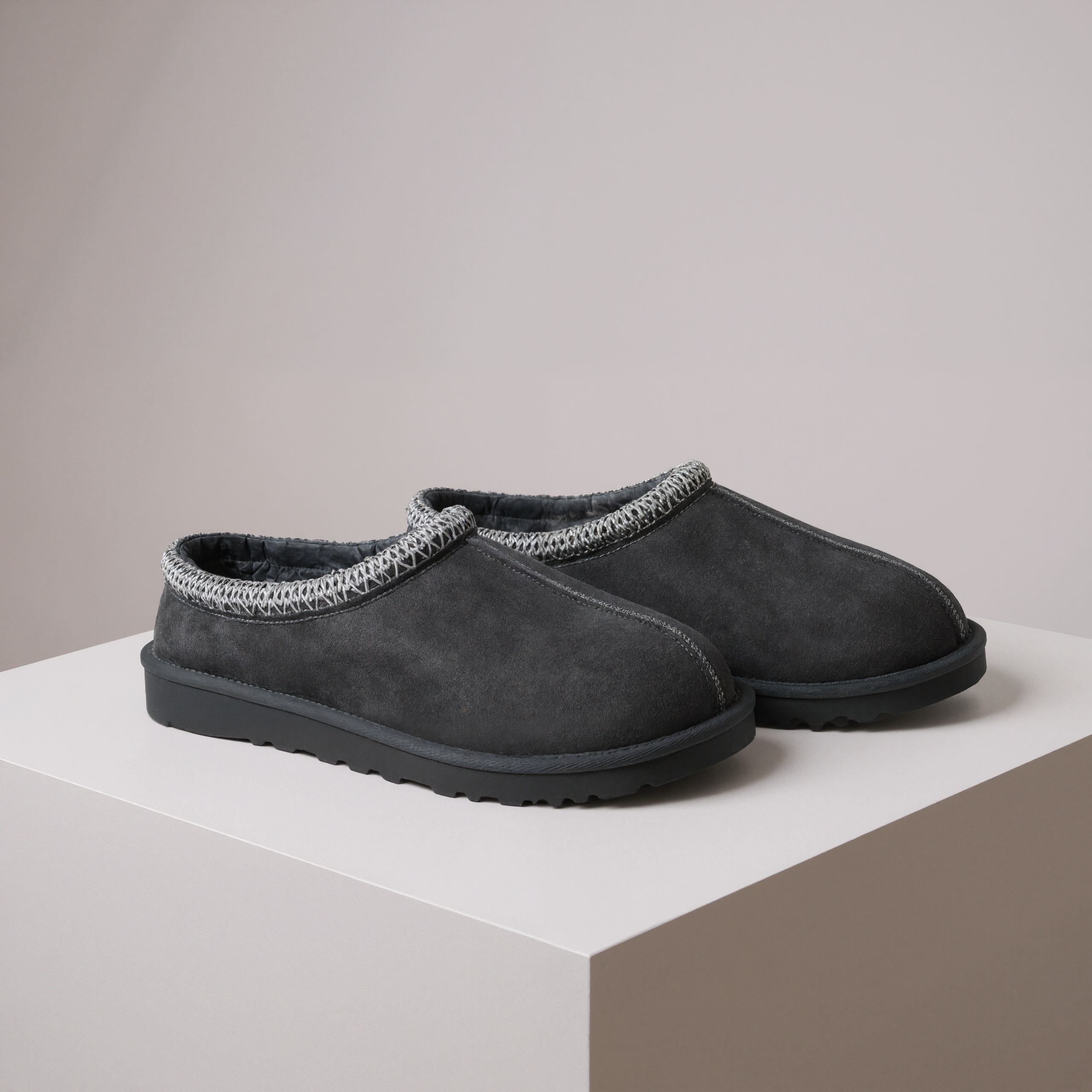 Tasman Style Slip On Slippers With Soft Lining