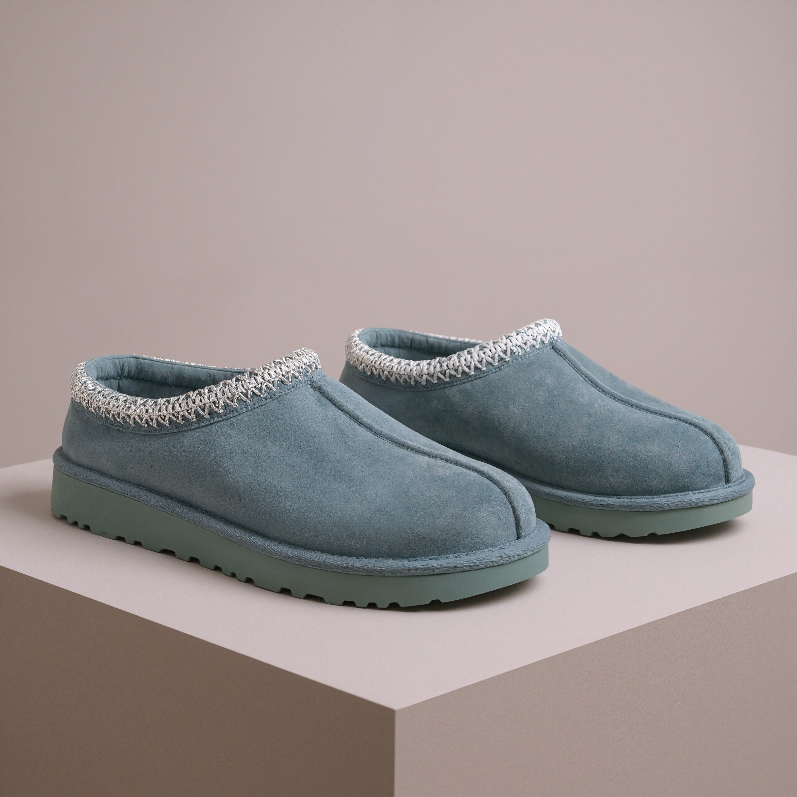 Tasman Style Slip On Slippers With Soft LiningTasman Style Slip On Slippers With Soft Lining - Image 10