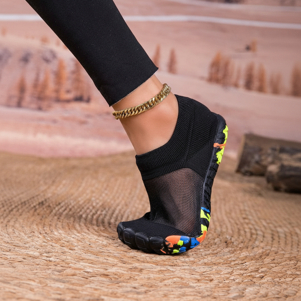 Non Slip Quick Dry Barefoot Aqua Shoes For Women in Pink - Close-Up Detail