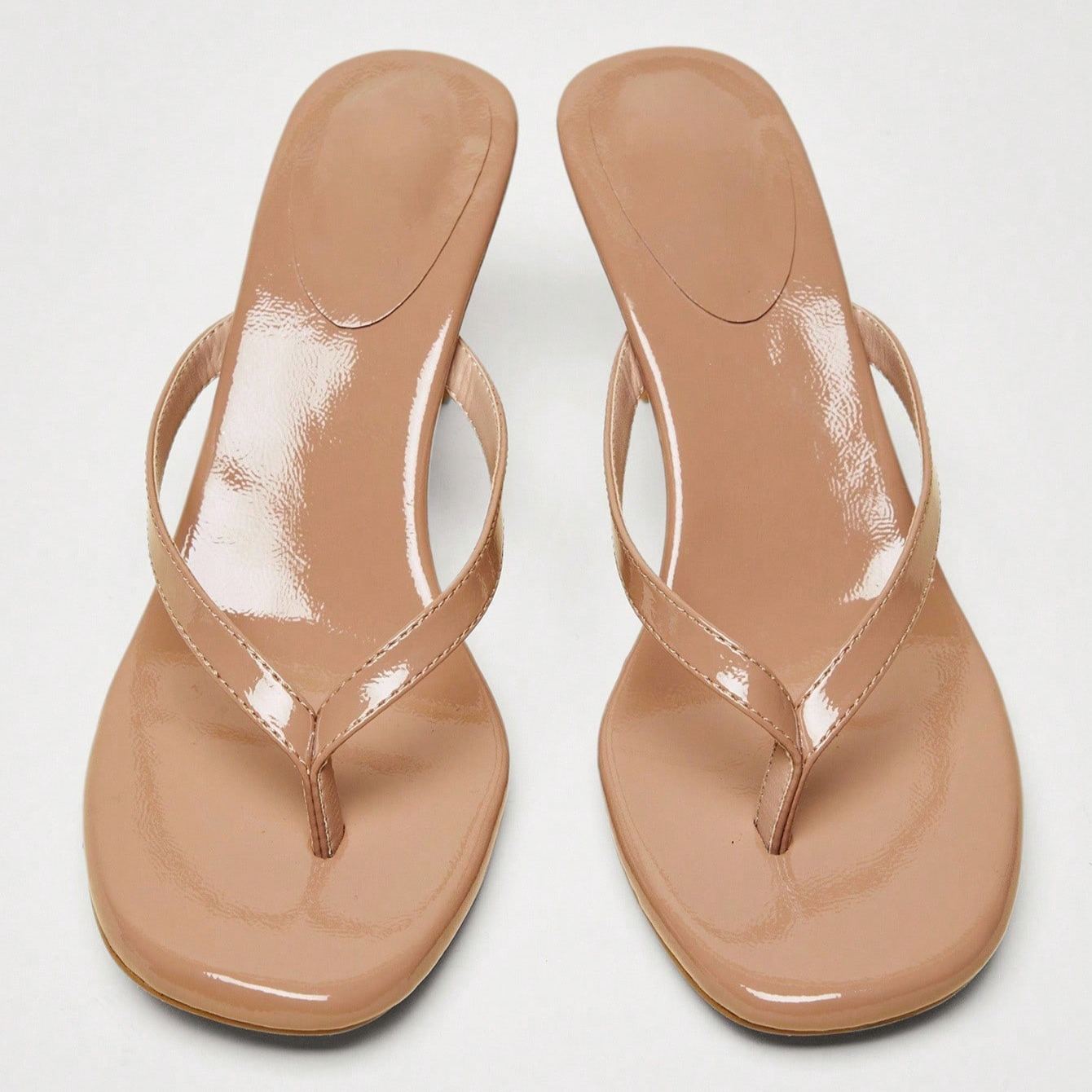 Stylish Thong Strap Kitten Style Mid Height Slip On Sandals For Daily Wear in Red - Top View