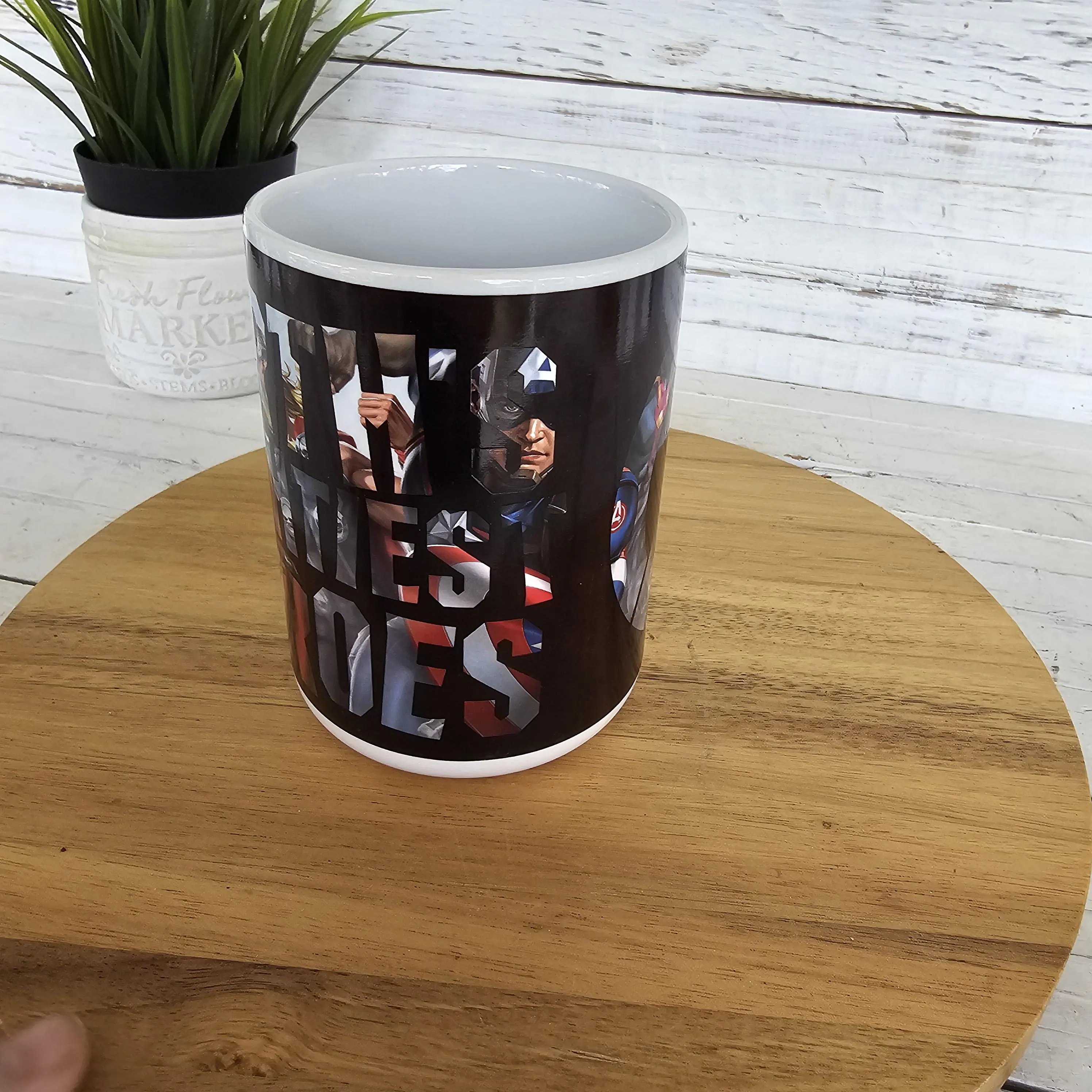 Hulk And Vision Graphic Coffee Cup Front View