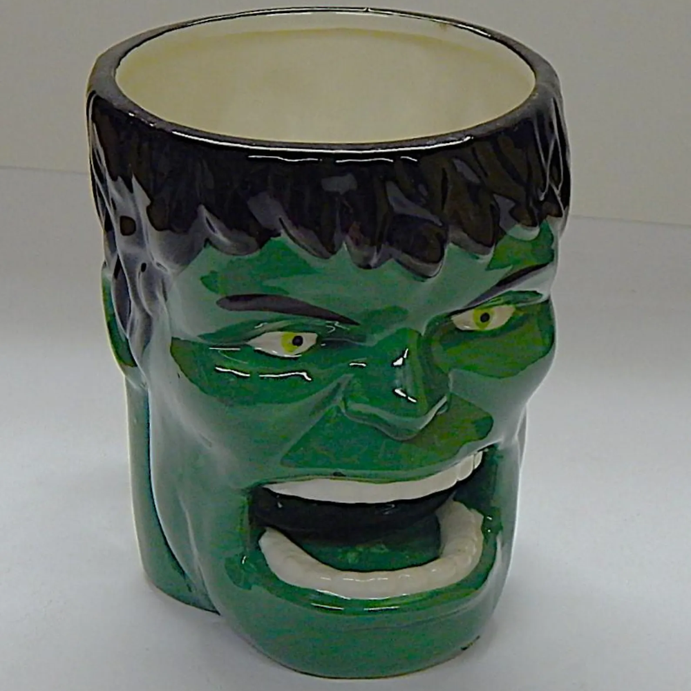 Hulk Sculpted Character Ceramic Coffee Mug 20 Oz